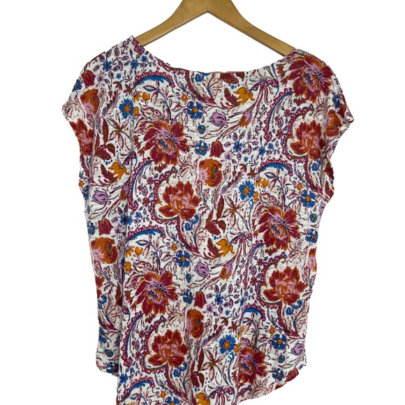 100% Linen Floral Top - Picture 2 of 5